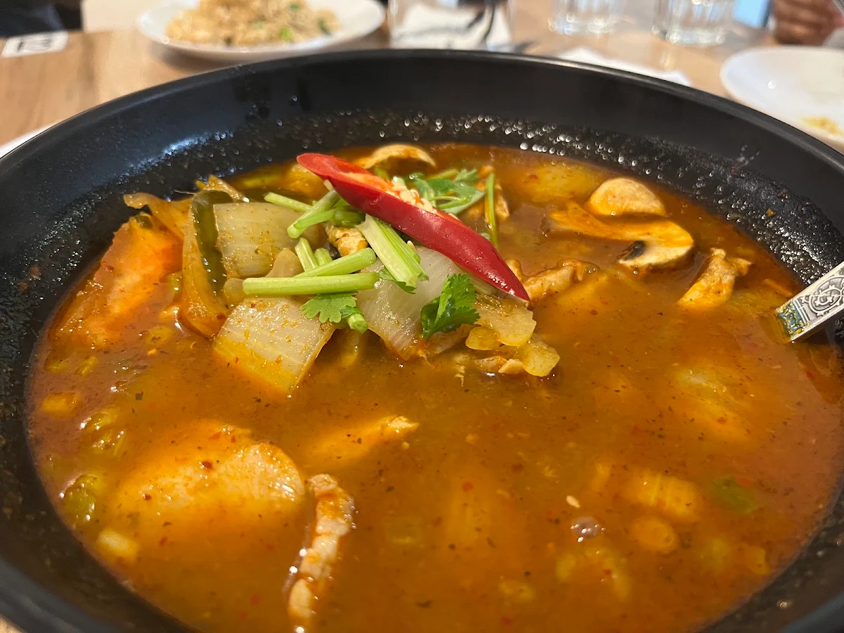 Tom Yum Soup, Lords Place Thai Restaurant