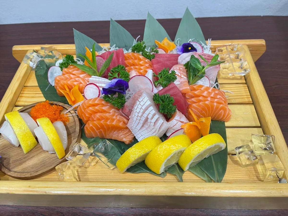 Assorted Sashimi, Sushi Mata