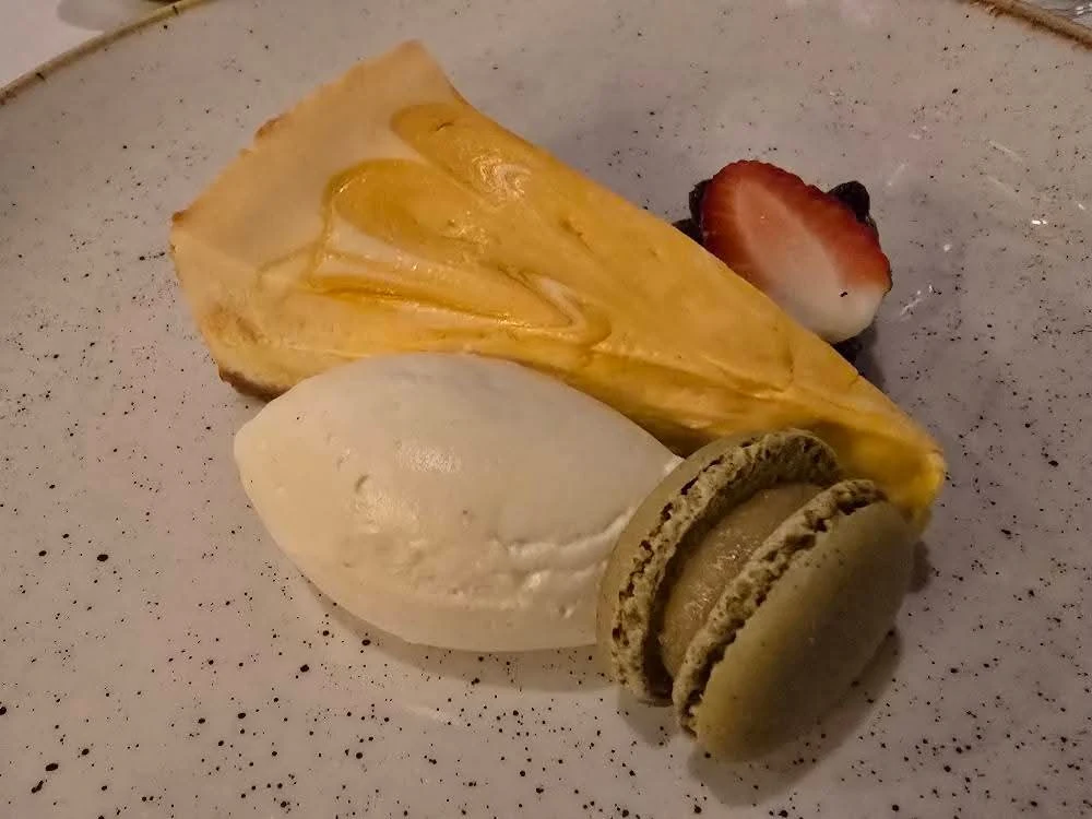 Mango Cheesecake