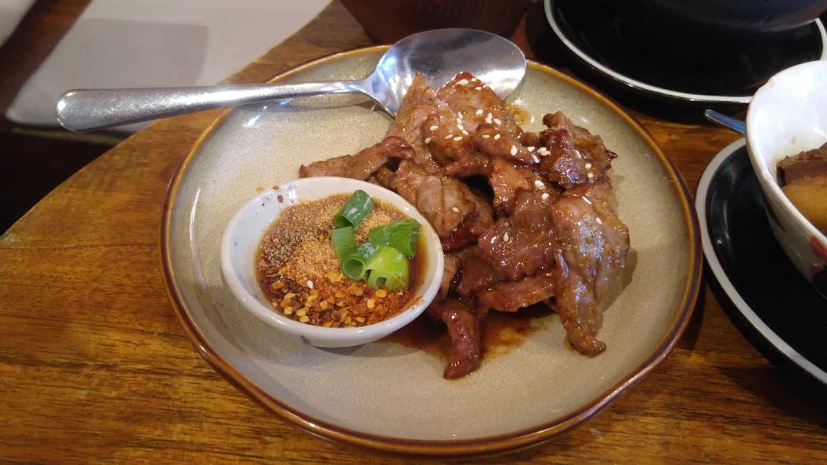 Crying Tiger, Red Petite Thai Cafe