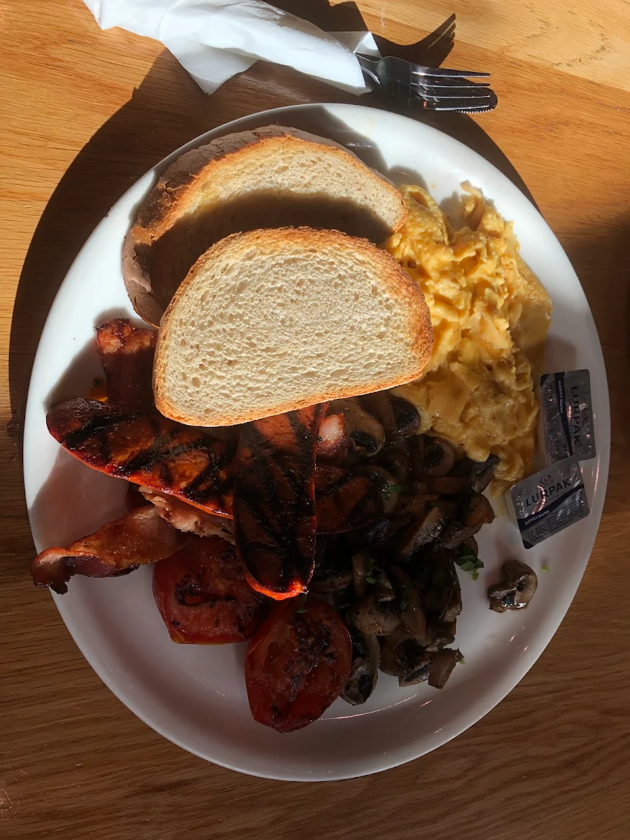 Big Breakfast, Lilly's Espresso and Cucina