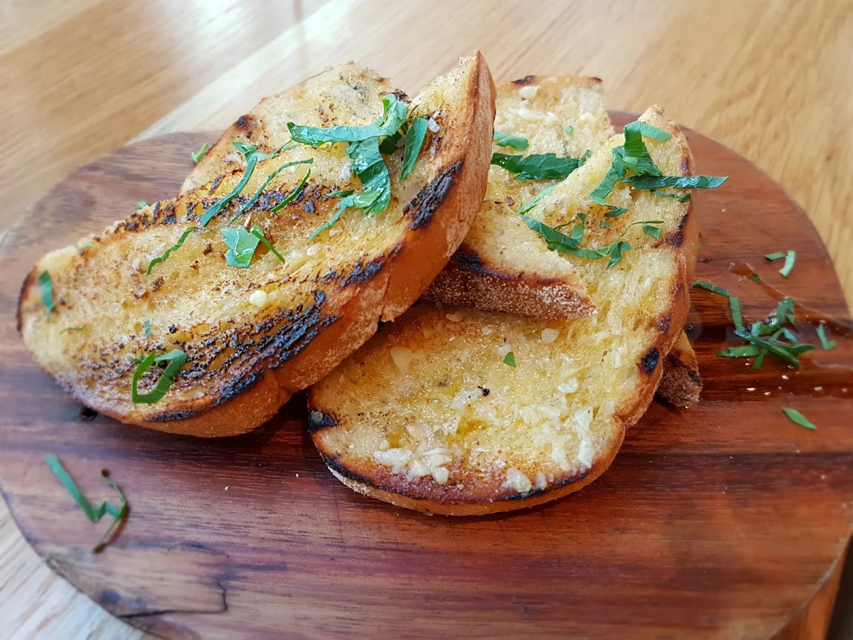 Garlic Bread, Lilly's Espresso and Cucina