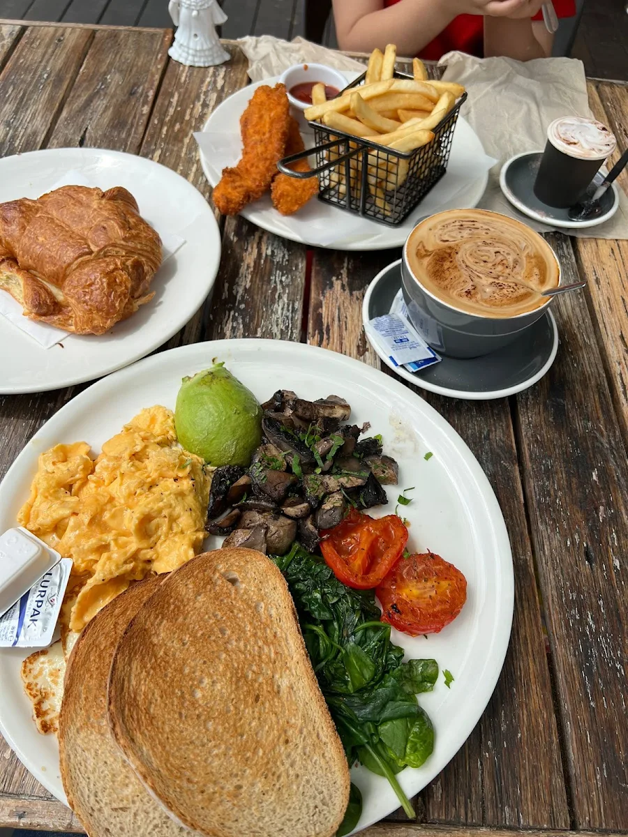 Vegetarian Breakfast, Lilly's Espresso and Cucina