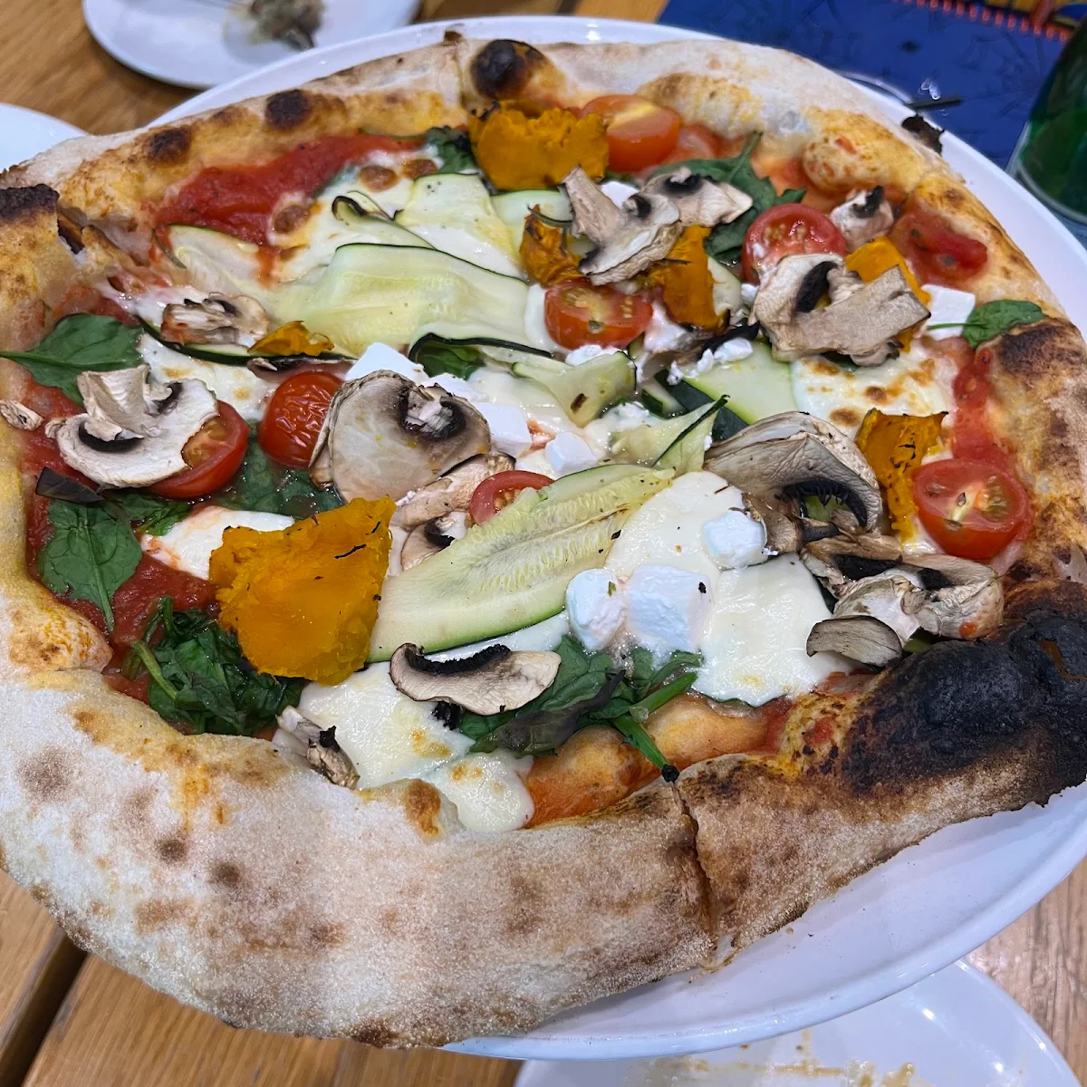 Vegetarian Pizza, Lilly's Espresso and Cucina