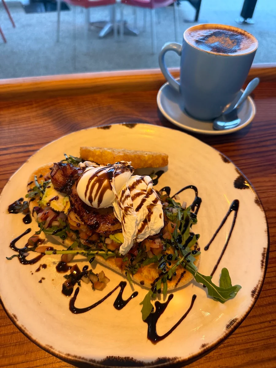 Highlights, Gravity Cafe Bar