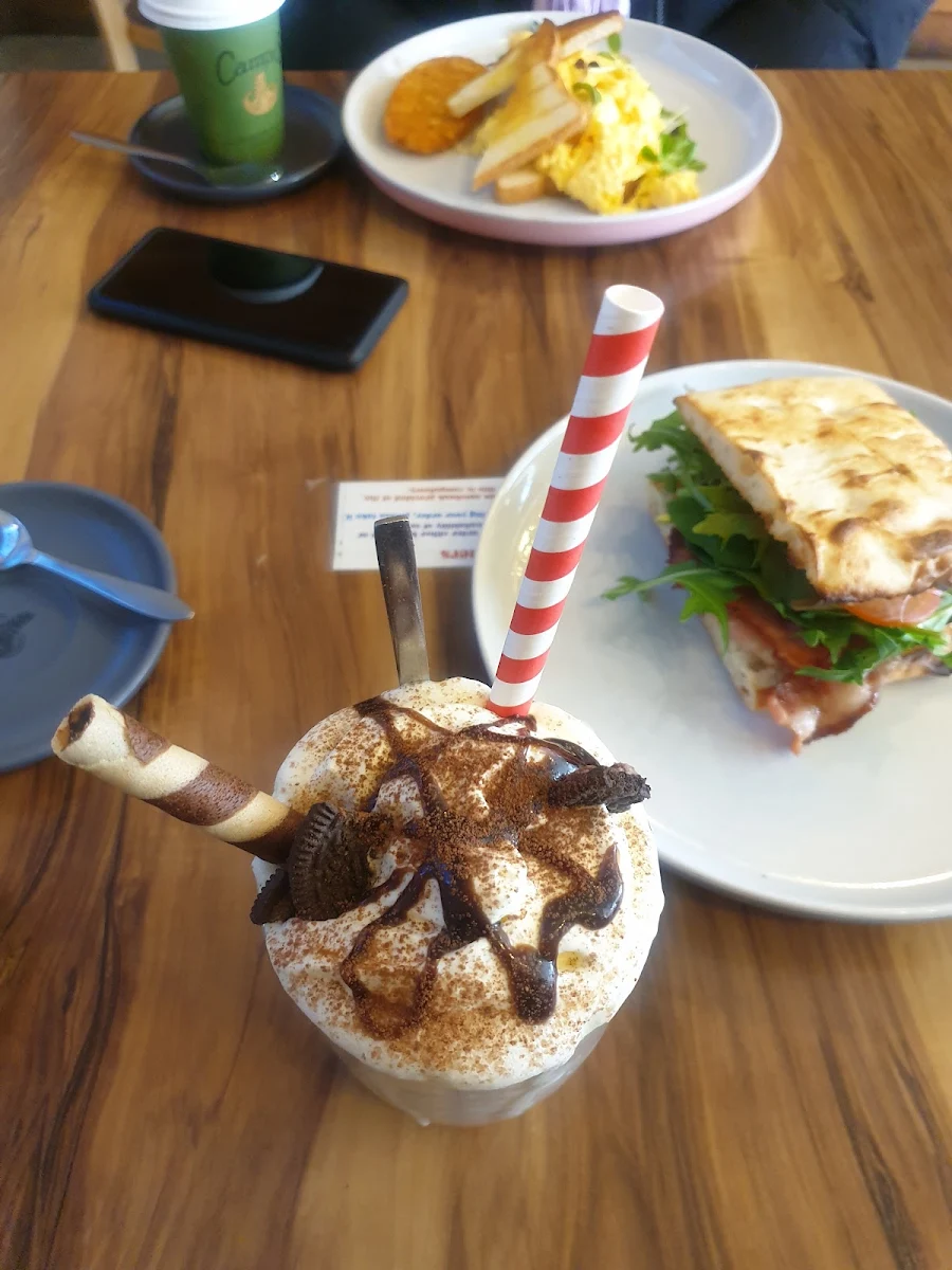Oreo Milkshake