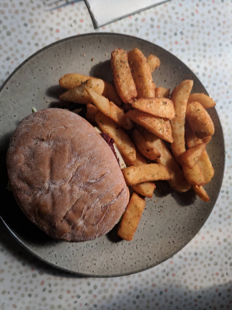 Falafel Burger