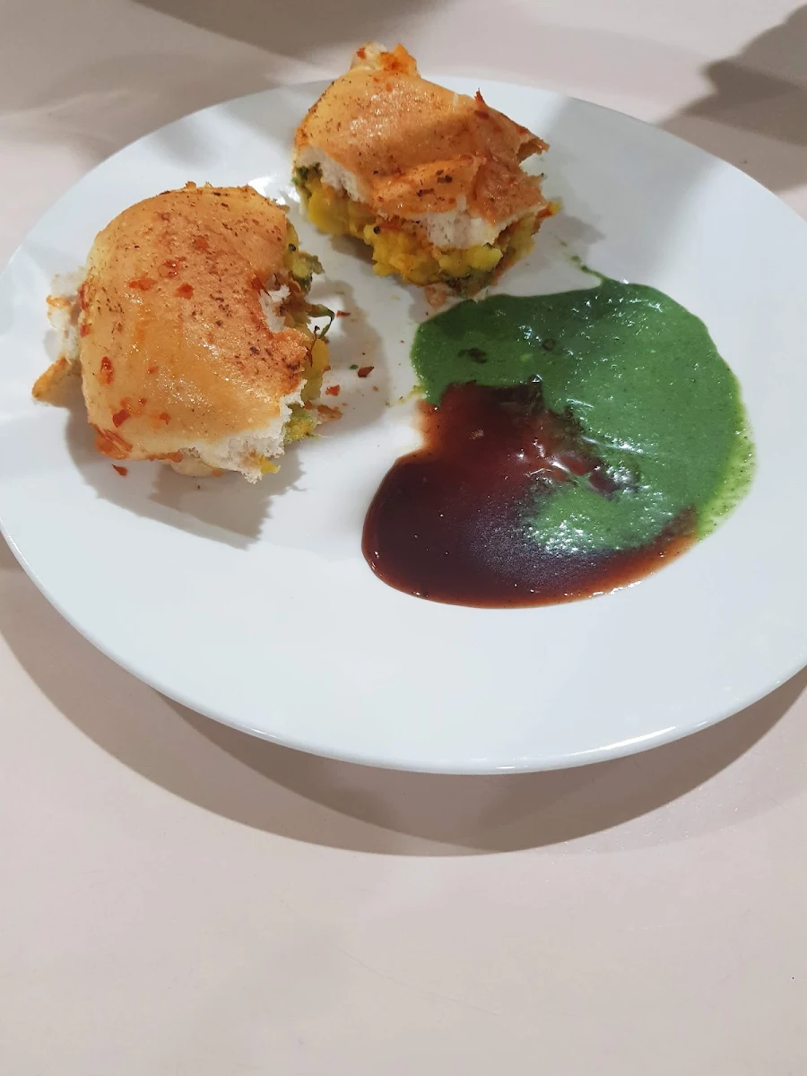 Dabeli, Chaat Junction