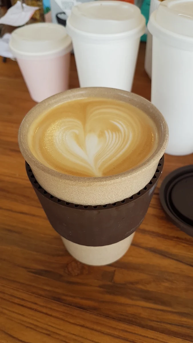 Flat White, Next Door Burleigh