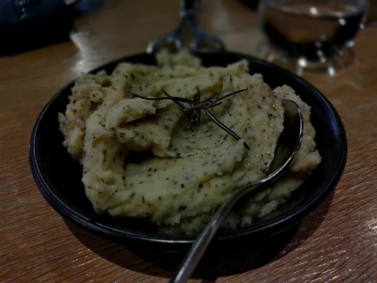 Mashed Potatoes, Clifford’s Grill & Lounge