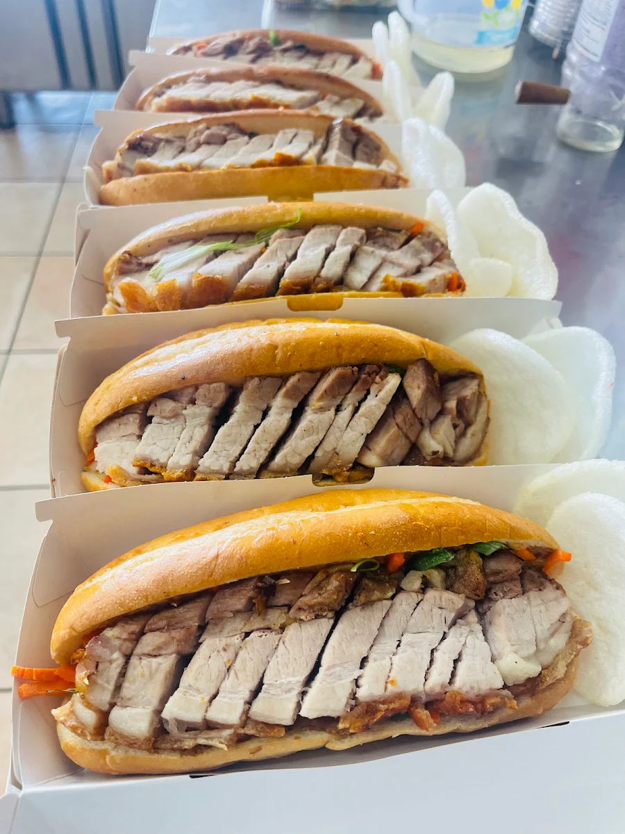 Highlights, Banh Mi Station bakery & cafe