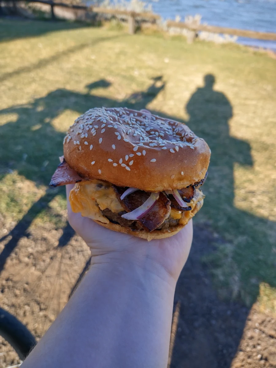 Highlights, Blue Seas Burgers and Pizza