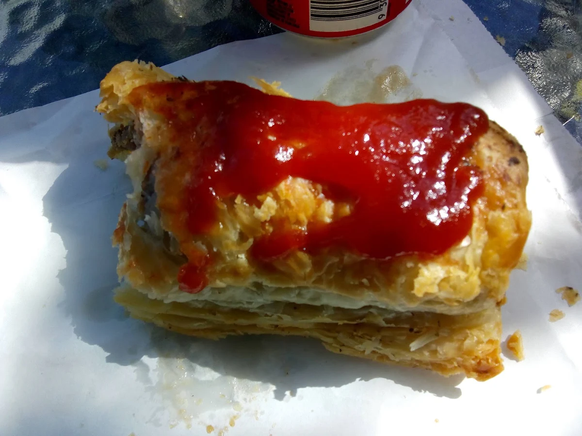 Egg Roll, Fredo Pies