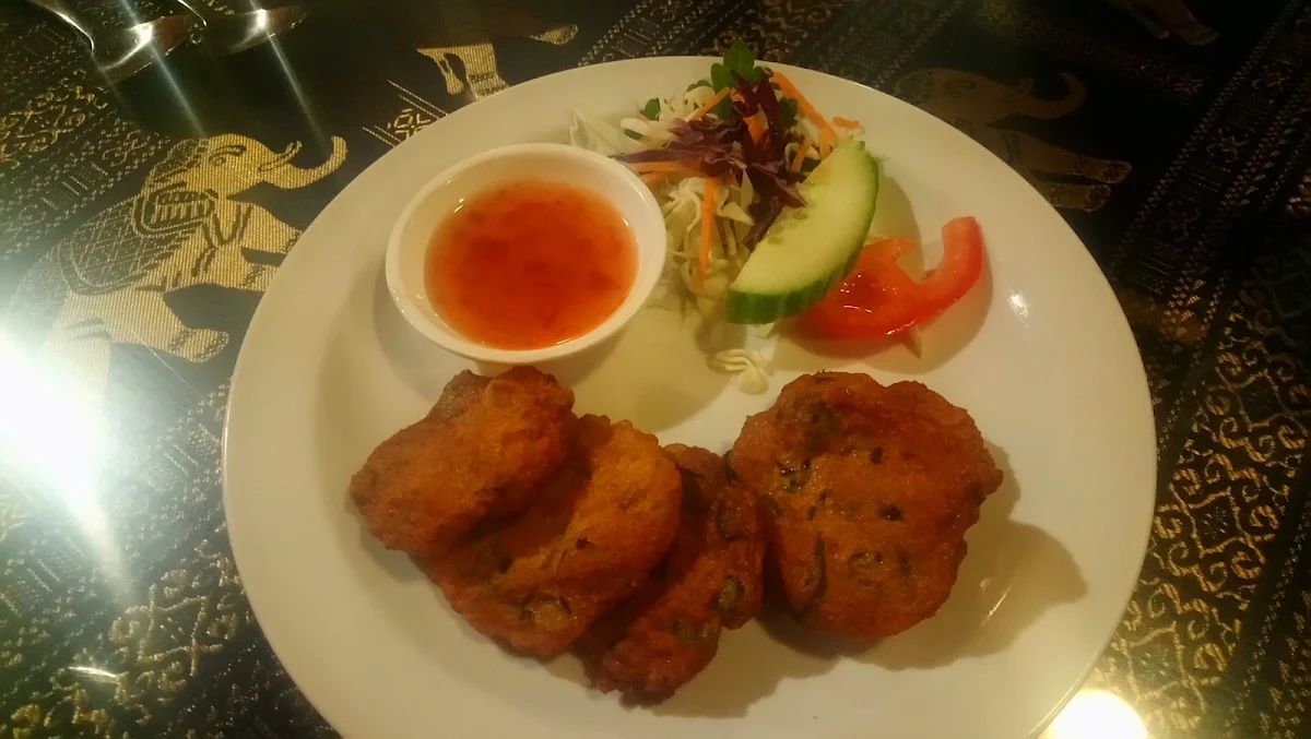 Tord Man Pla Deep Fried Curried Fish Patties with Sweet Chilli Dipping Sauce
