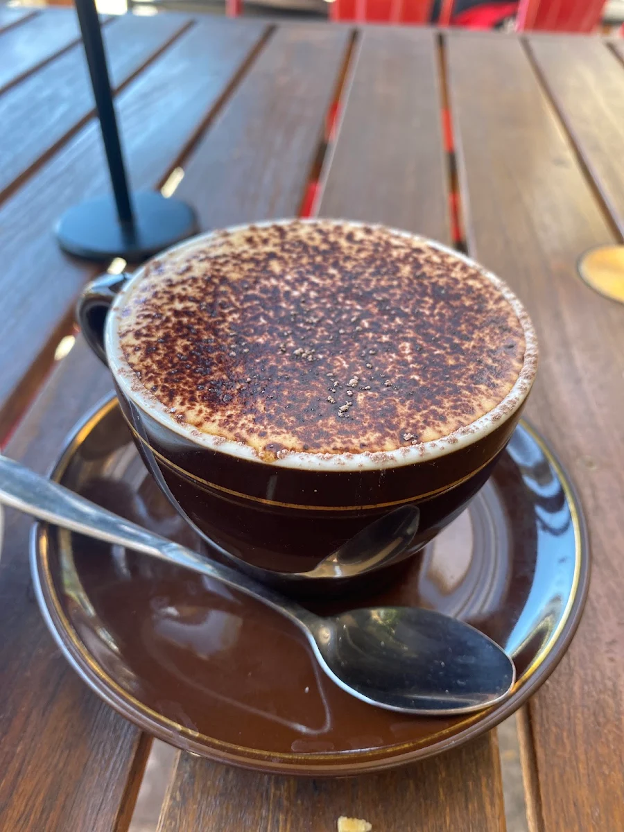 Cappuccino, Hyde Park Bakery
