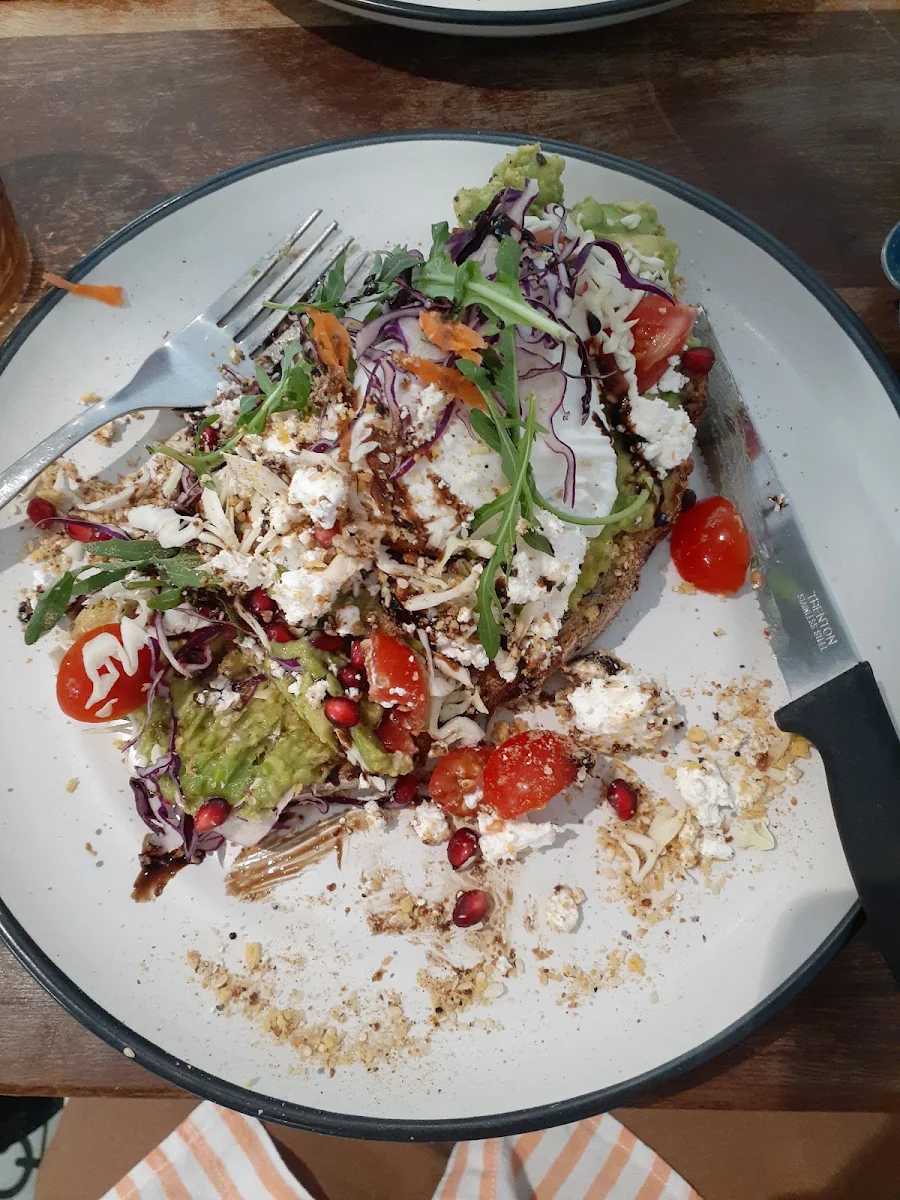 Avocado Smashed Avocado, Bianchini's Gymea