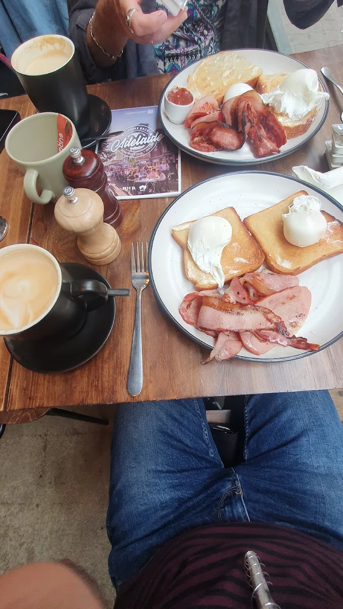 Crispy Bacon and Poached Egg