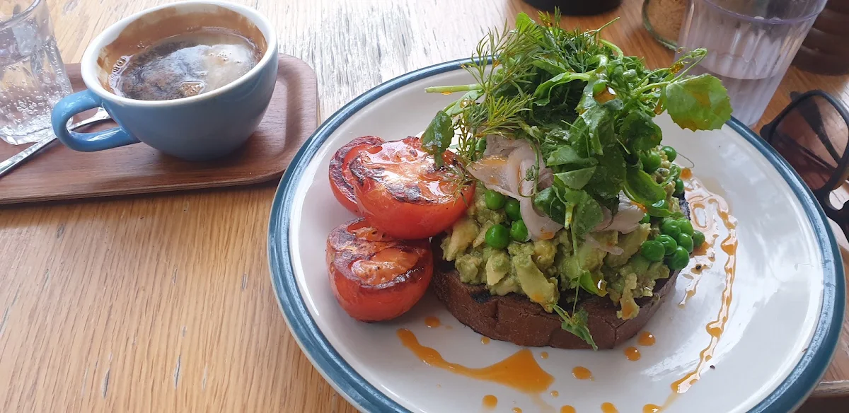 Avocado Toast Eggs