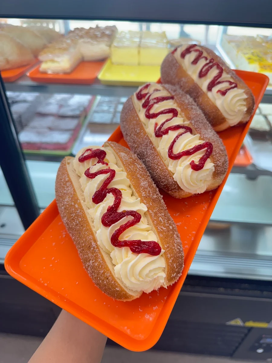 Highlights, Bake & Bites