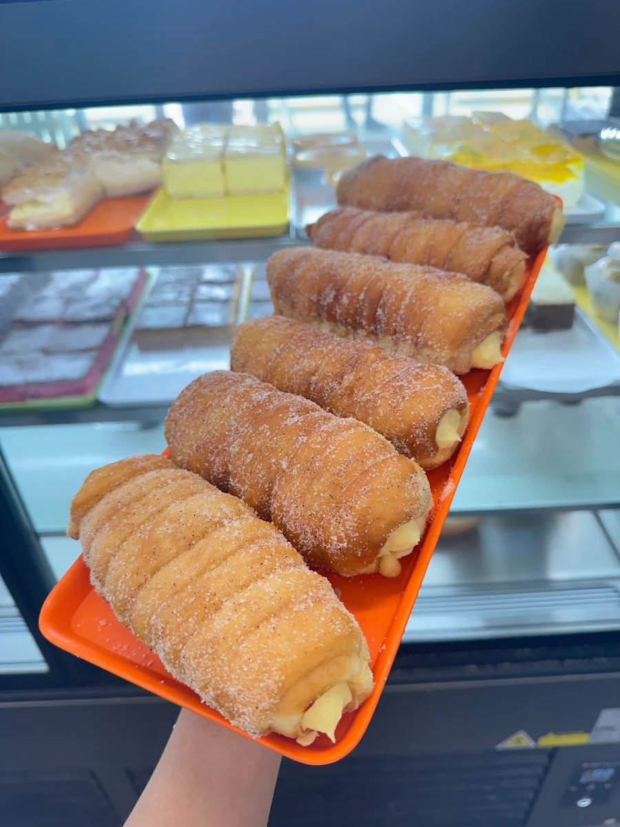 Highlights, Bake & Bites