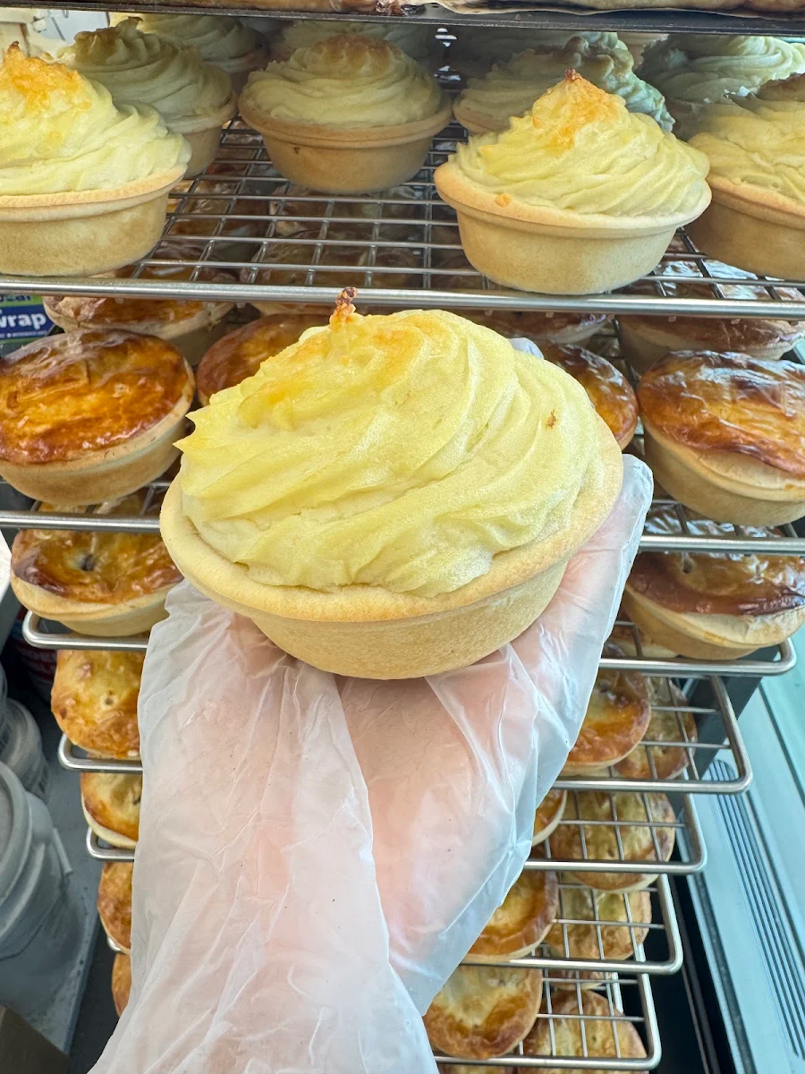 Highlights, Bake & Bites