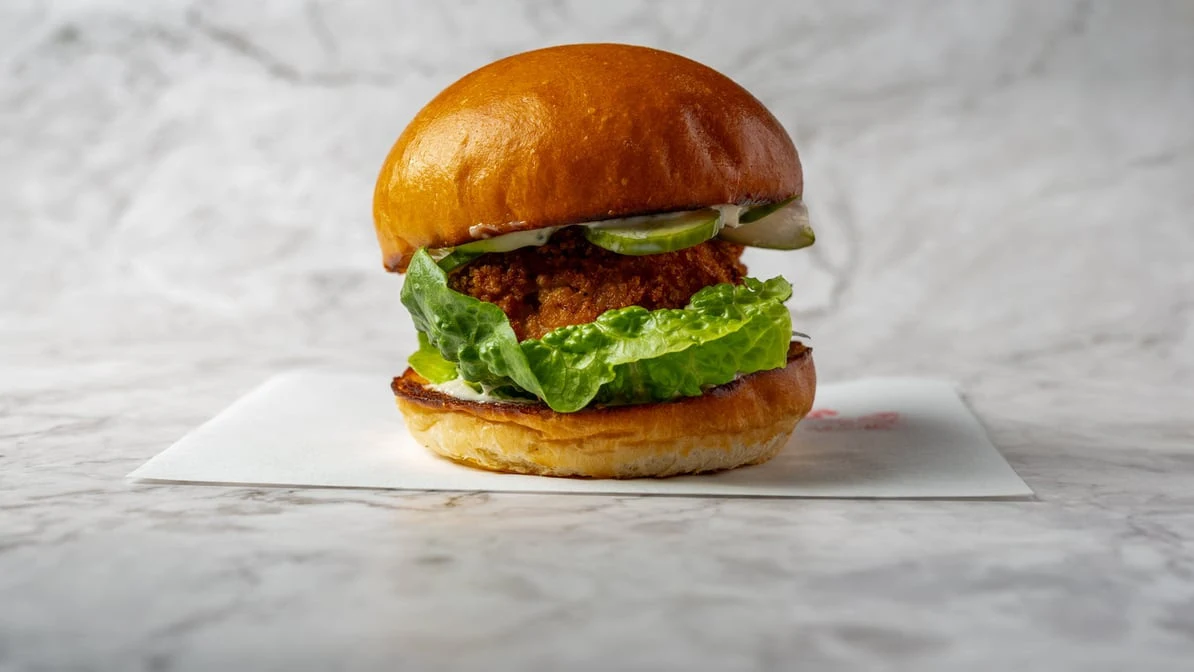 Highlights, Bobo's Fish Burger & Oyster Bar