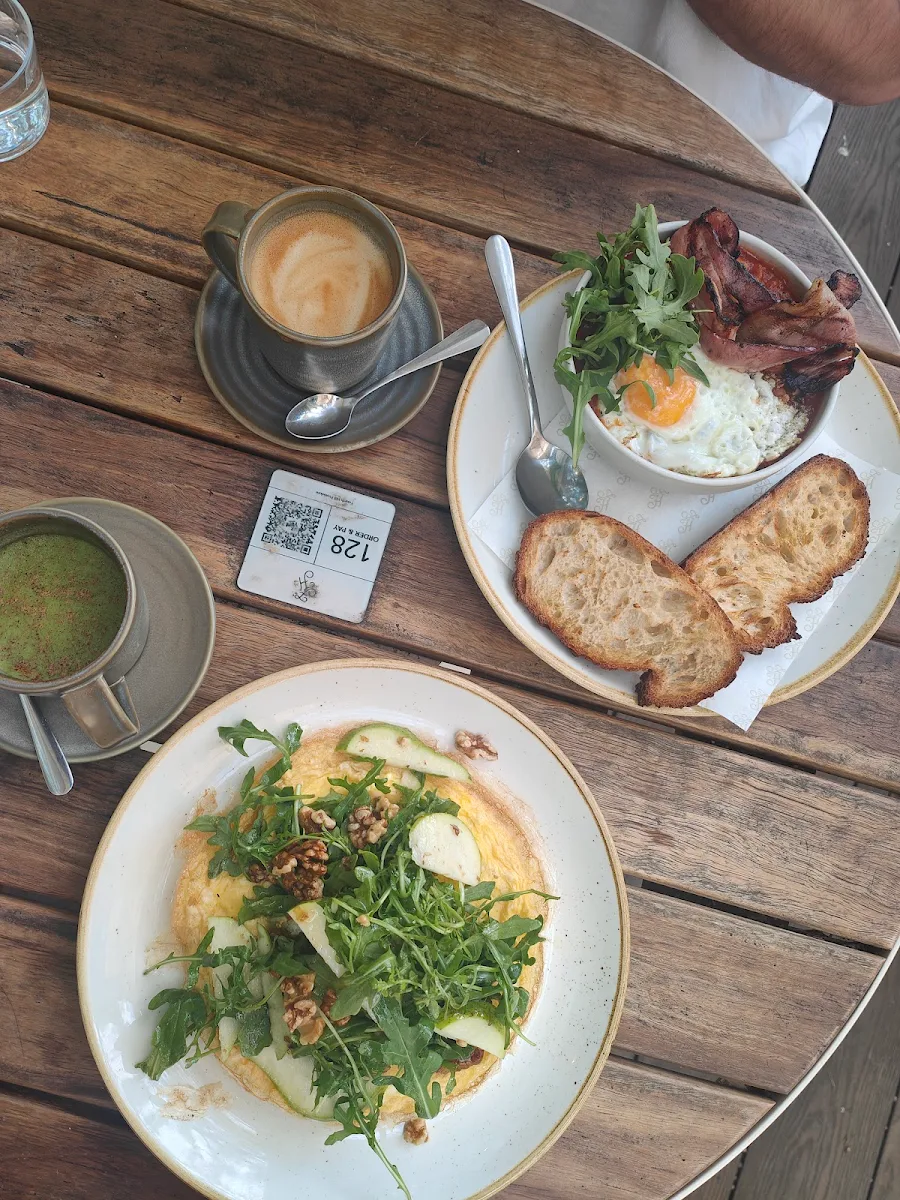 Highlights, Fourth Hill Providore