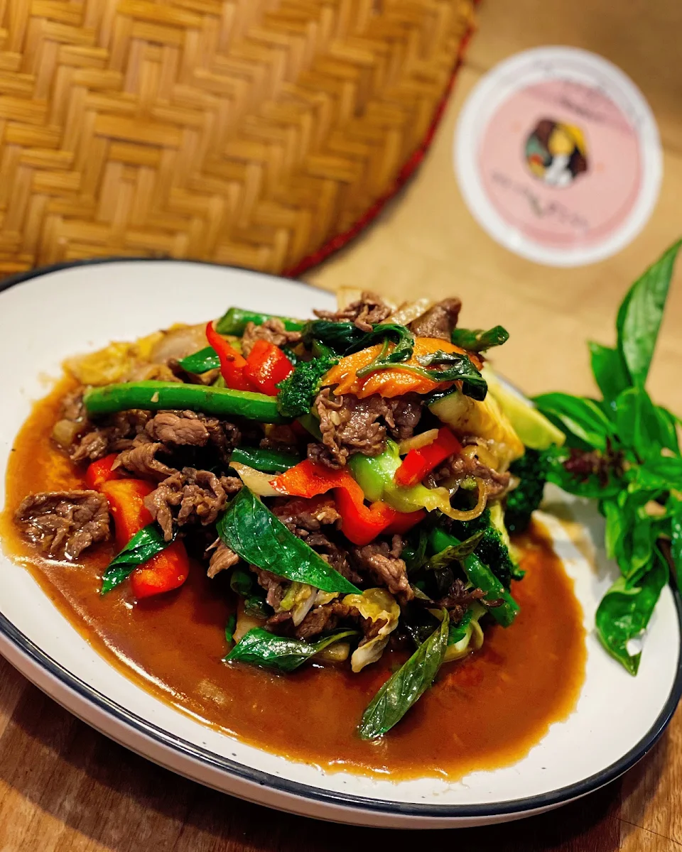 Basil Beef, Saigon City Newport