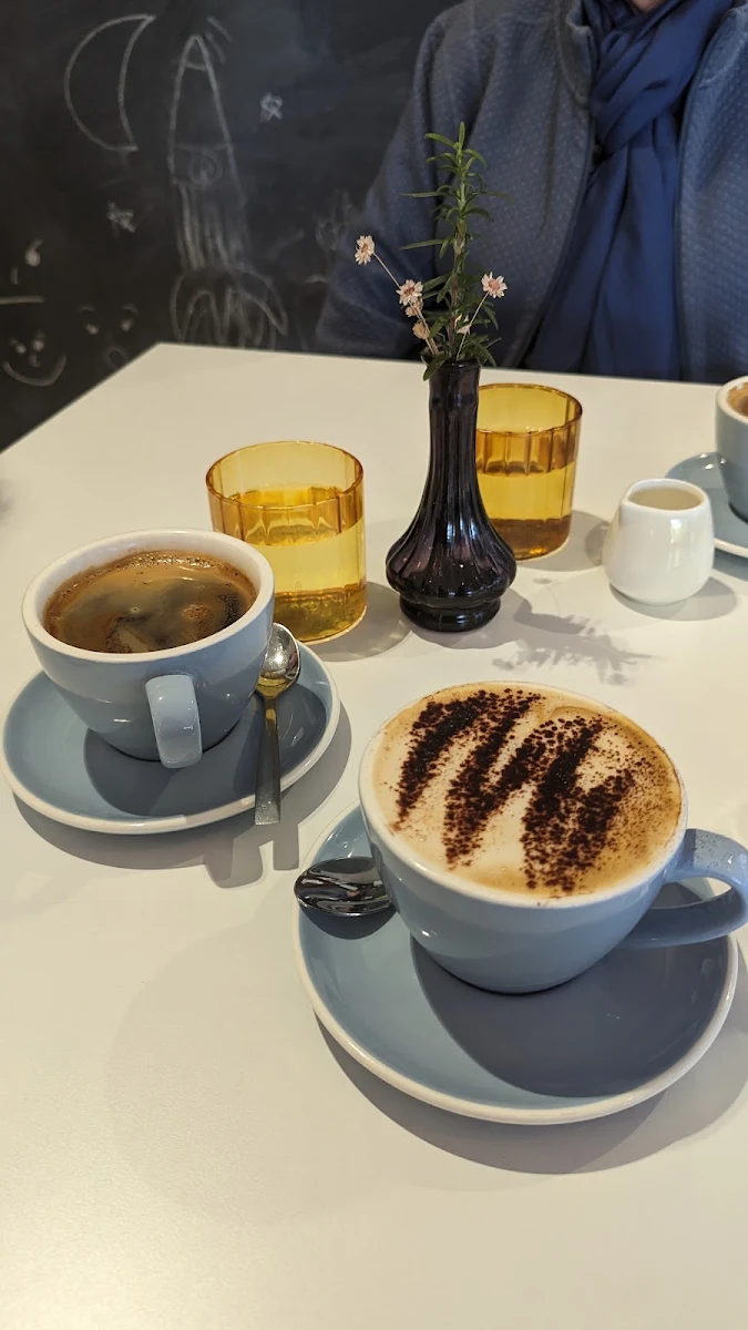 Cappuccino, early birds cafe