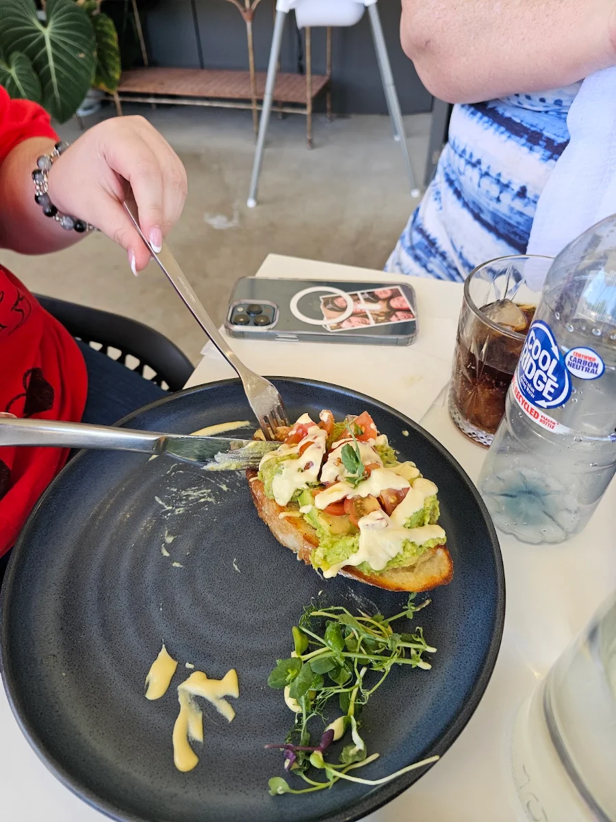 Highlights, early birds cafe
