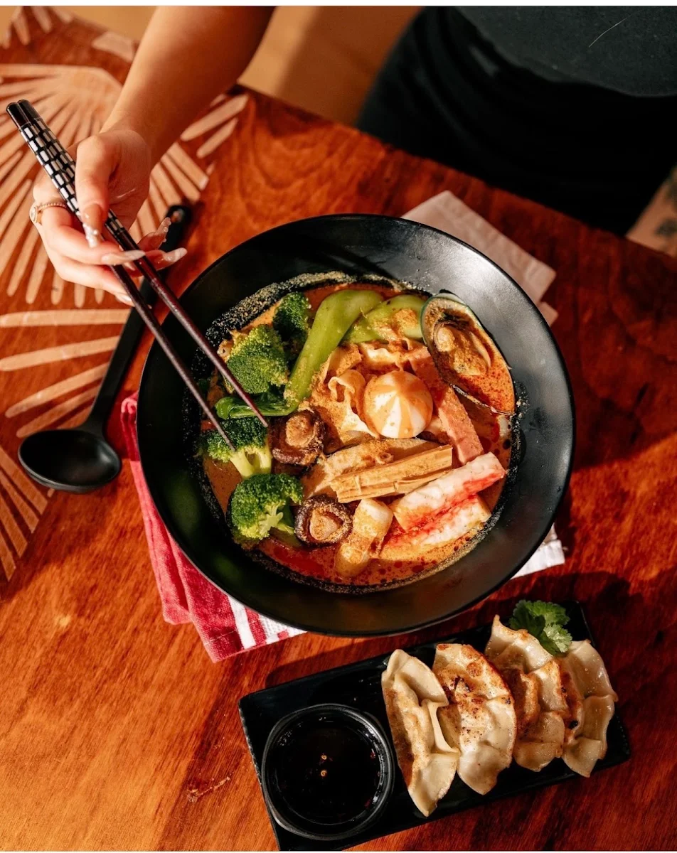 Mama's Dry Pot, Mama Tang