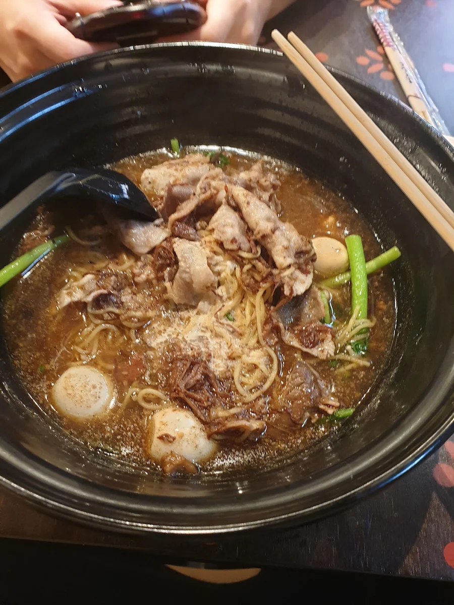 Noodles, Mama Tang
