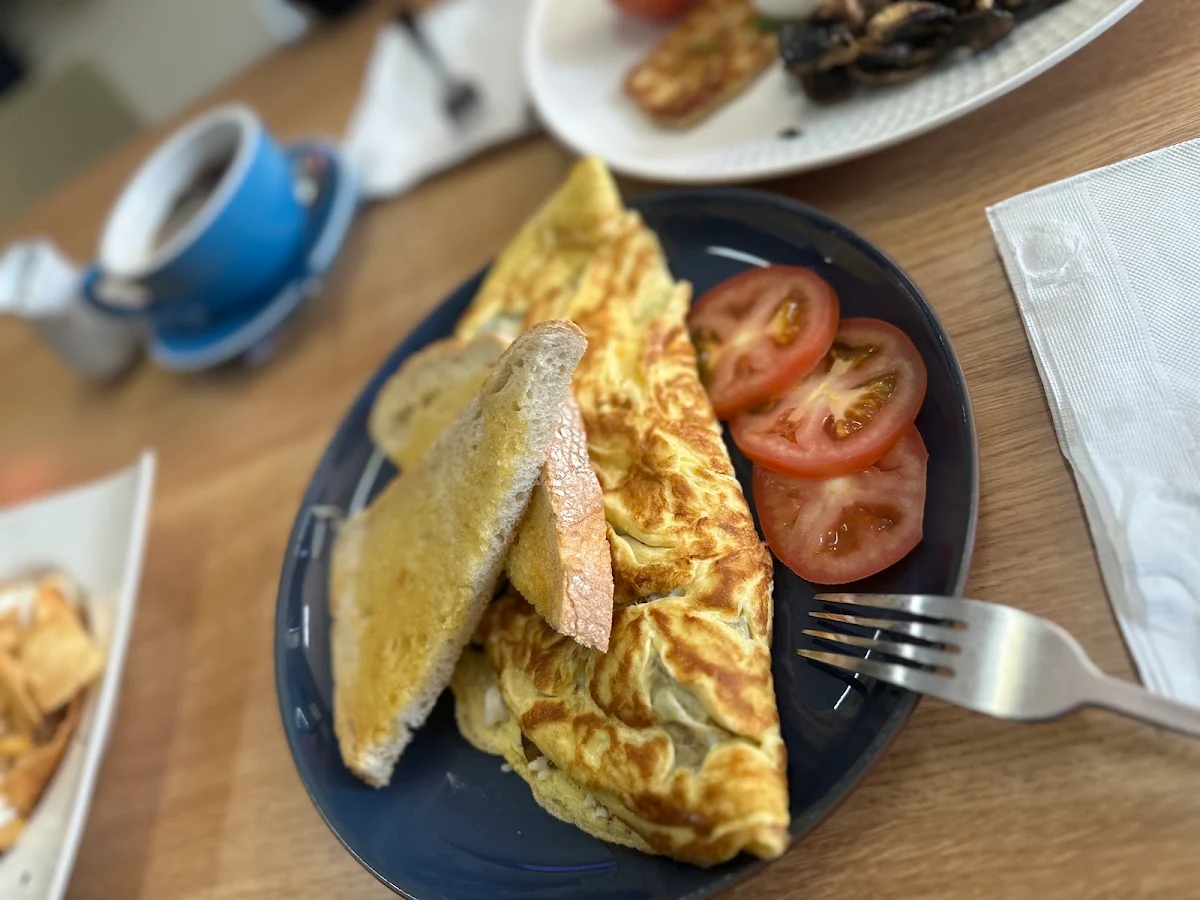 Omelette, Halal Food Treasure Cafe