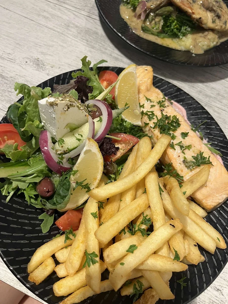 Smoked Salmon with Chips and Salad