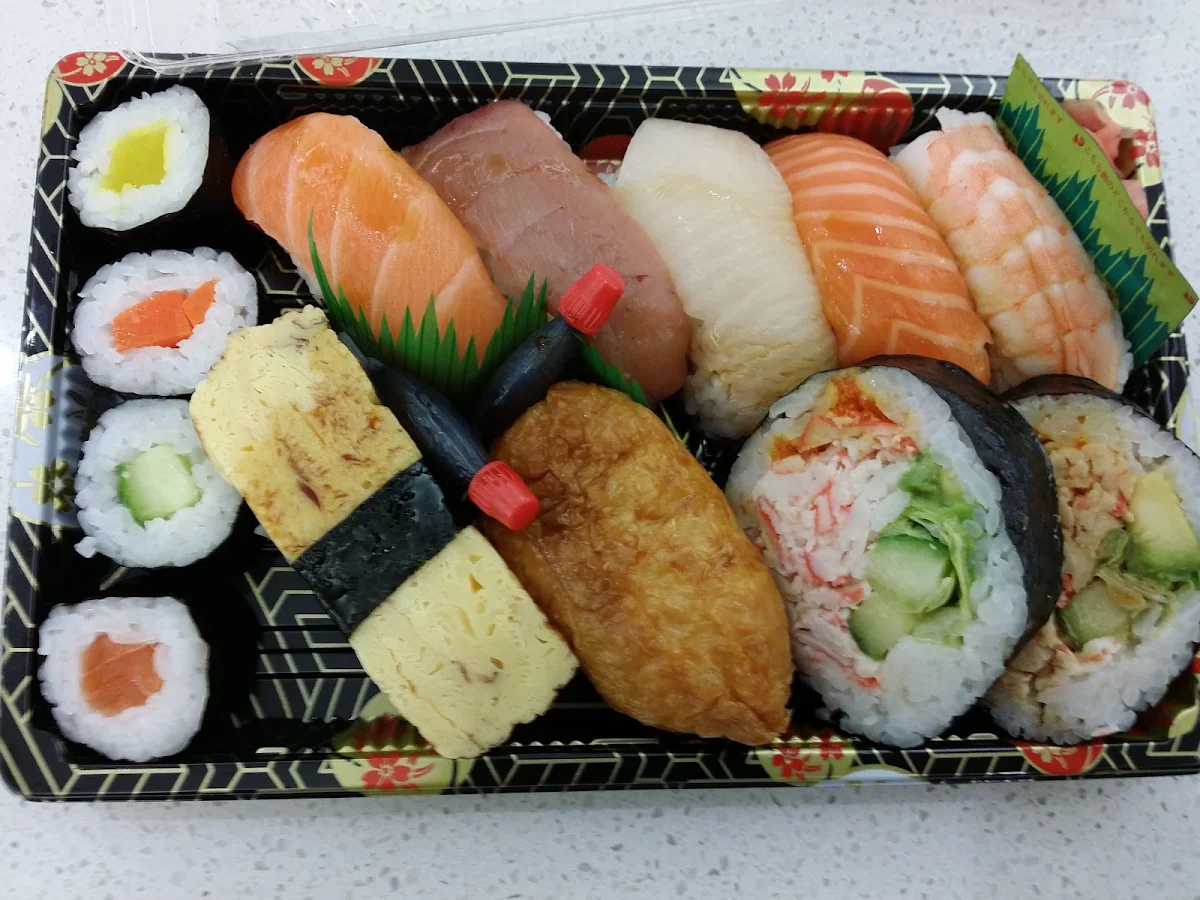 Sushi Deluxe
