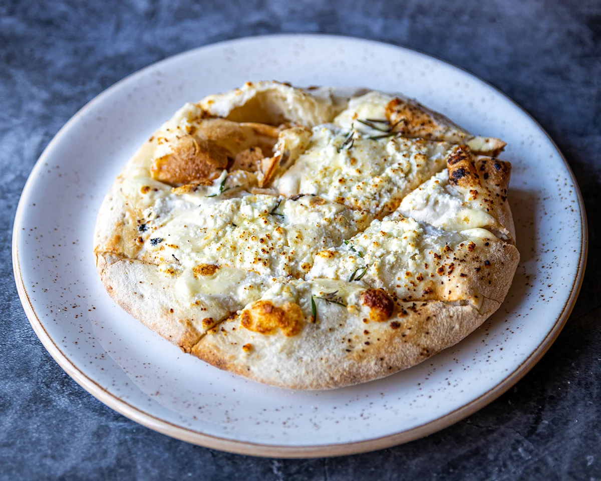 Ricotta Pizza V