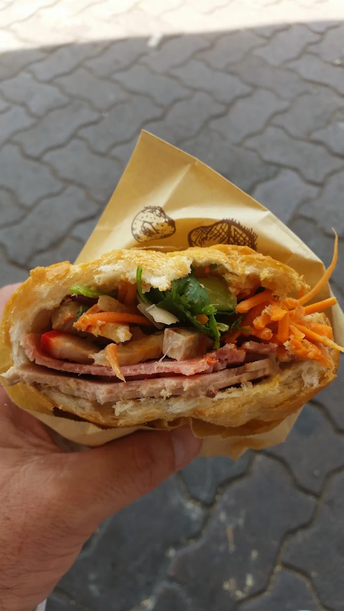 Highlights, Kim Thanh Hot Bread