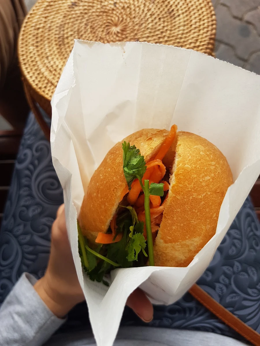 Highlights, Kim Thanh Hot Bread