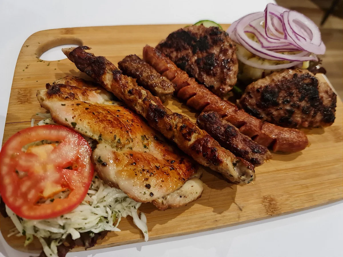 Highlights, Kalina's Restaurant