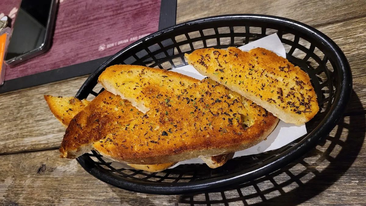 Garlic Bread, Middle Rock Café & Bar