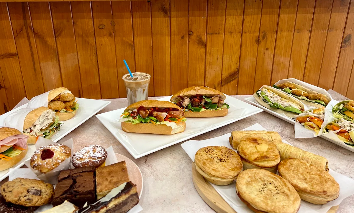 Highlights, Bake'n Flake Bakery & Cafe