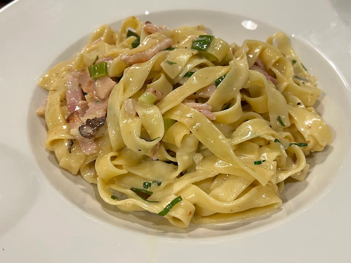 Fettuccine Carbonara, Fratellino - Richmond