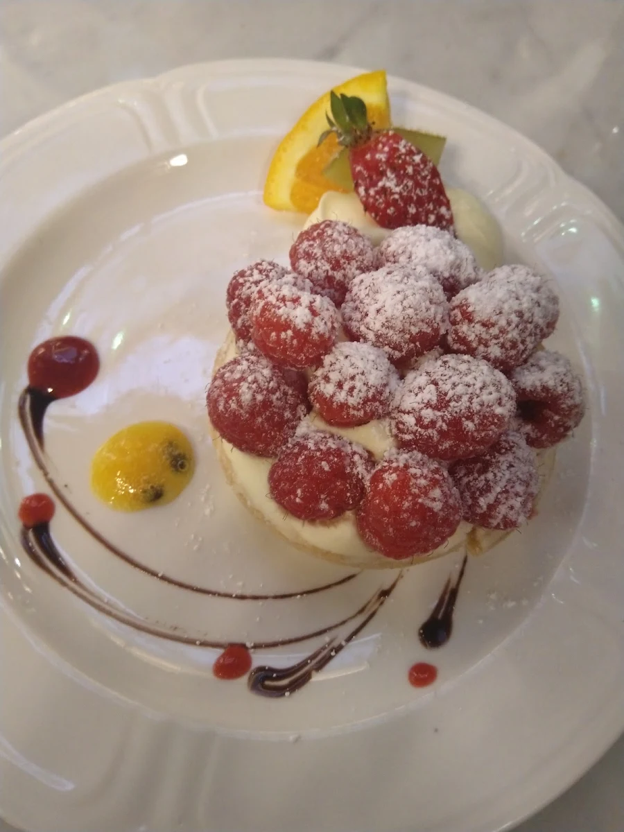 Raspberry Tart, Hopetoun Tea Rooms est. 1892 (TM)