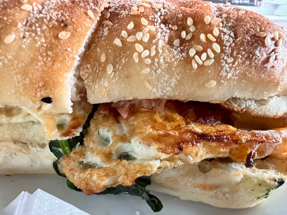 Highlights, Breve's Cafe & Bar