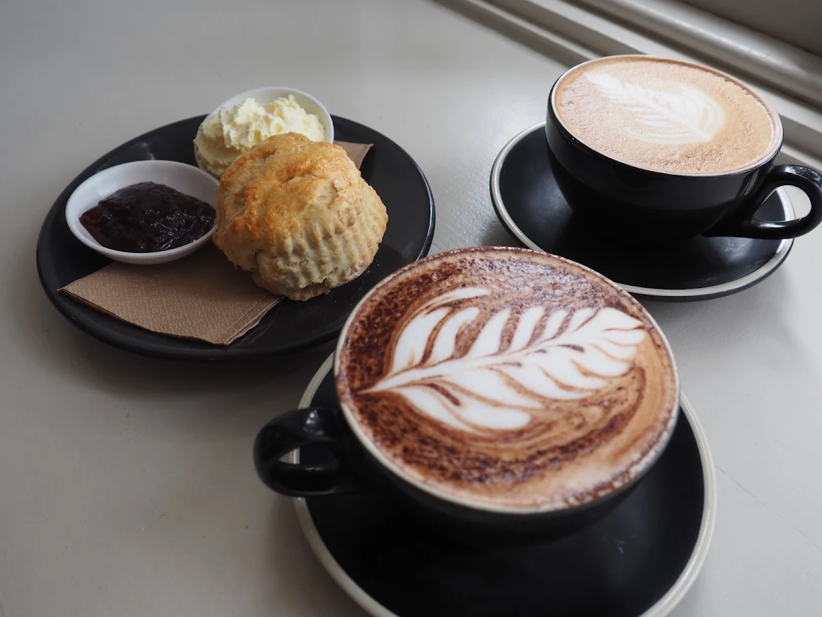 Highlights, Boxwood Cafe