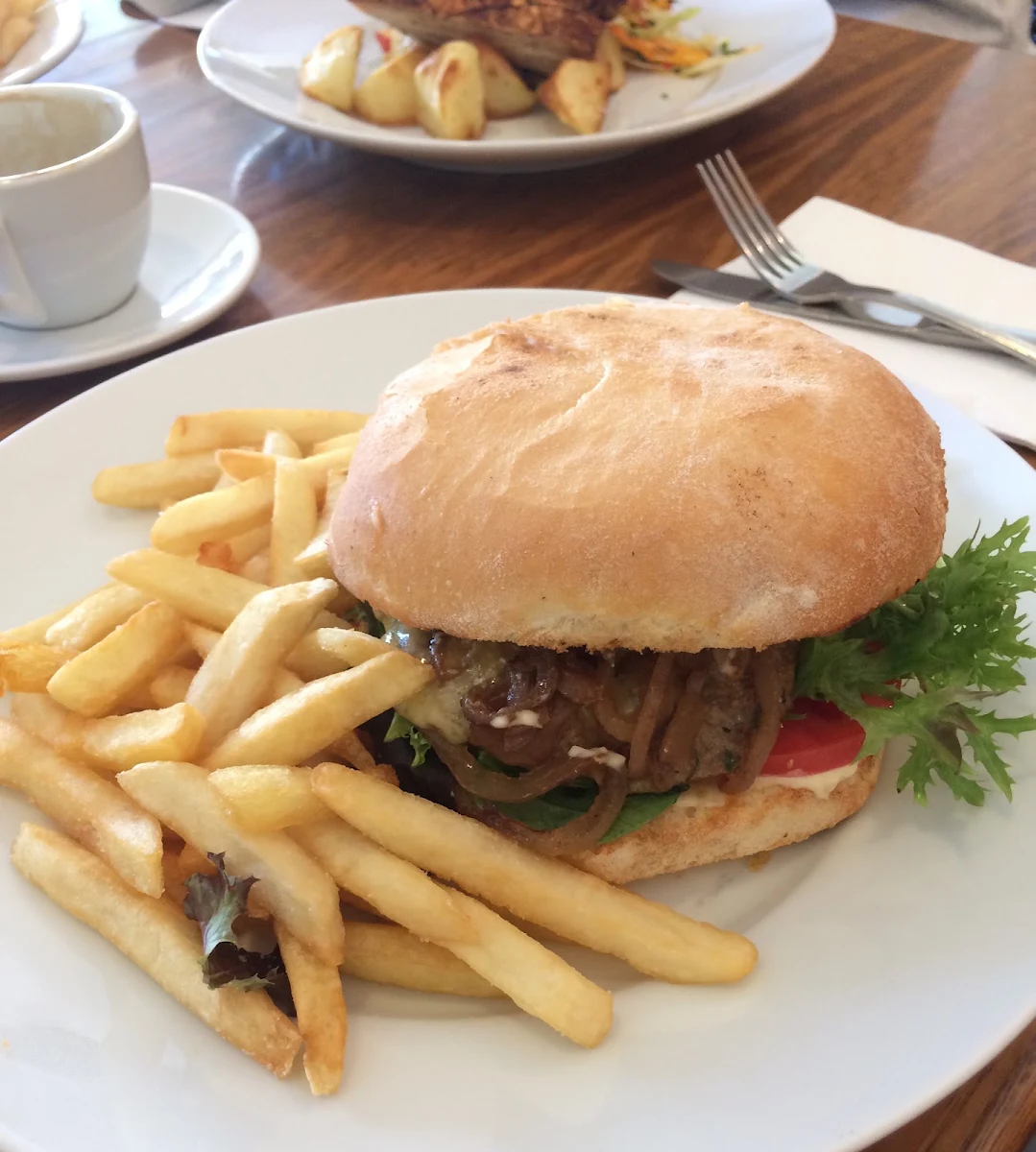 Highlights, Carss Park Cafe and Grill