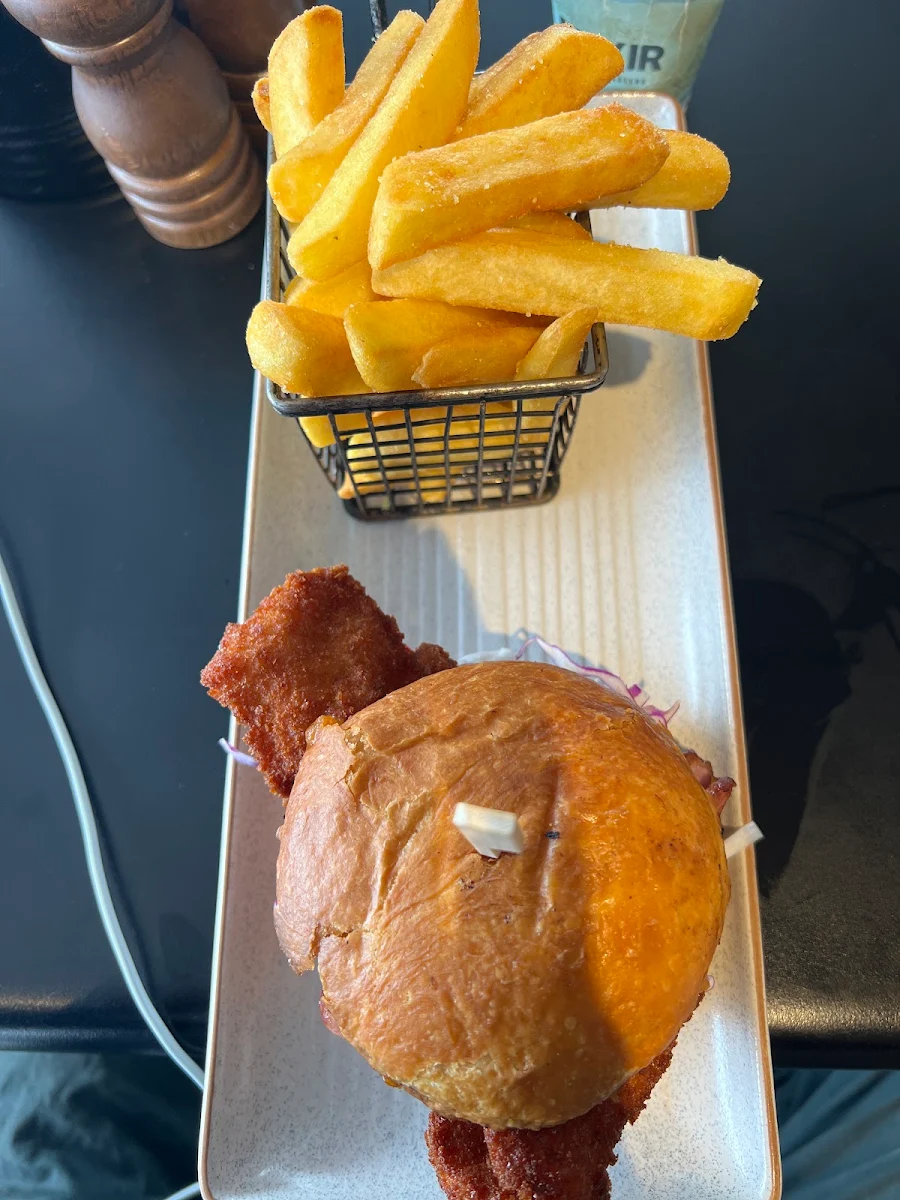 Chicken Burger, Aarth Cafe