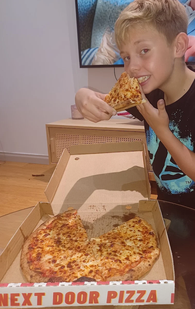 Large Margherita Pizza