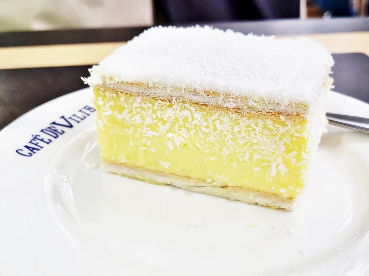 Vanilla Slice, Café De Vili's