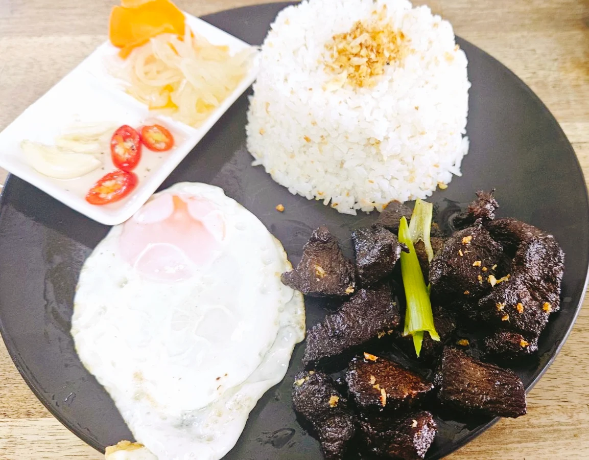Tapsilog, Filo-Aus Family Takeaway